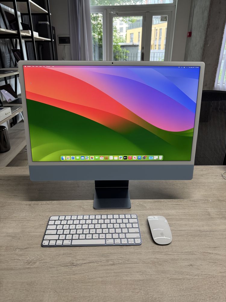 Apple iMac M1 2021 24 4.5K 8GB RAM 256GB SSD 8/8 Core моноблок