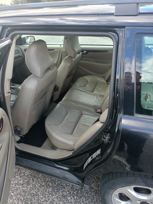Sprzedam Volvo V70 2.4 d5 automat