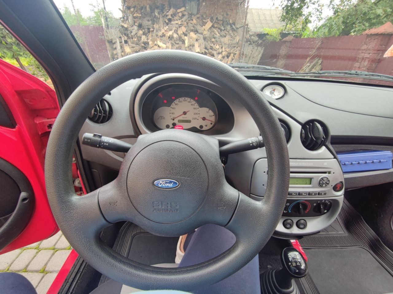 Автомобіль Ford KA 2008 року