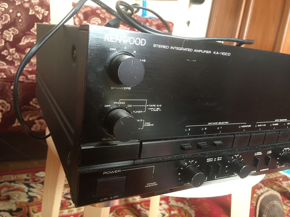 Wzmacniacz Kenwood KA-1100D TOP
