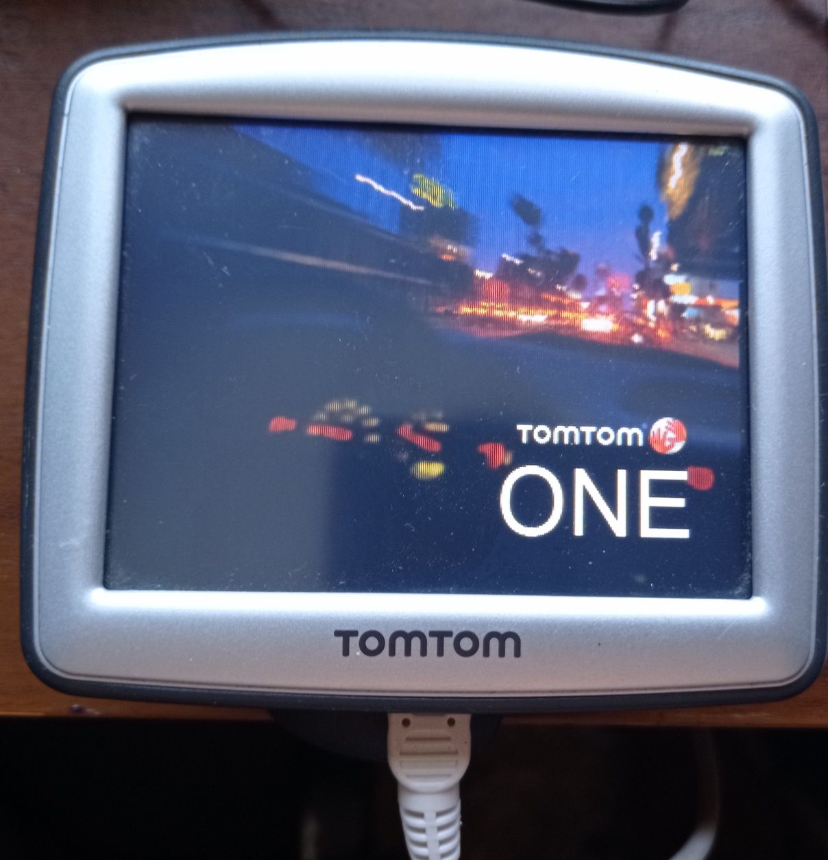 GPS навигатор TomTom One Canada 310.