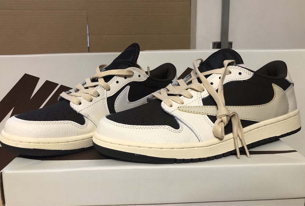 Nike Air Jordan 1 Low x Travis Scott Reverse Mocha | Tamanho 43