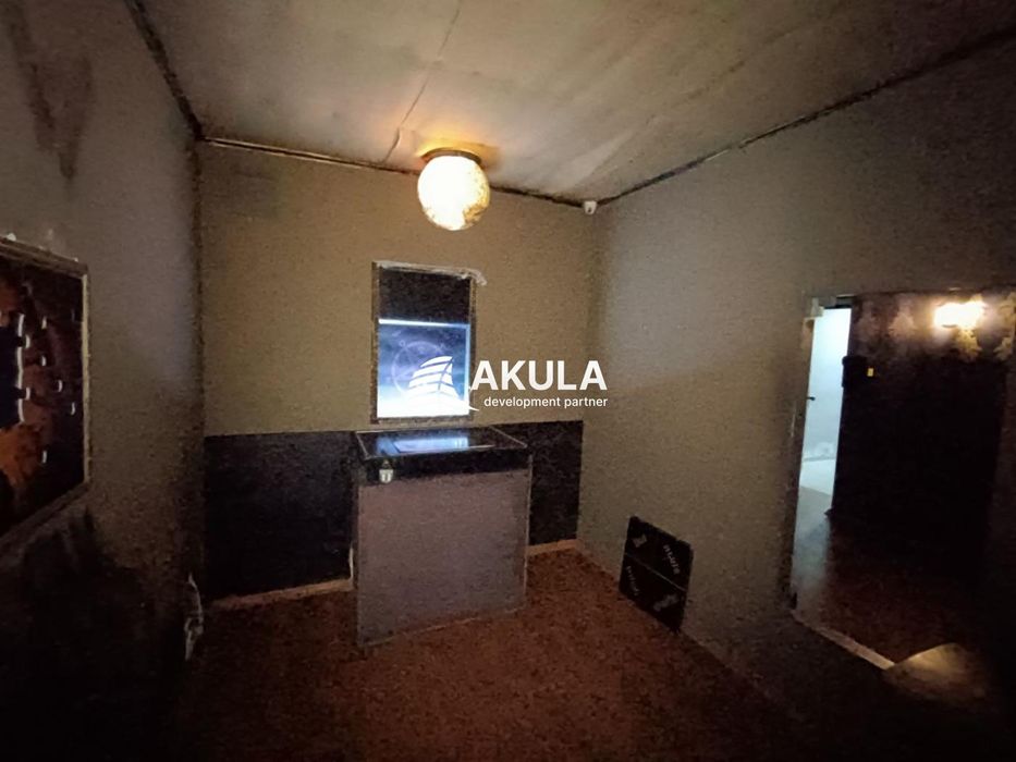 Продам підвал, Поділ Костянтинівська,25. 112 кв. діючий бізнес