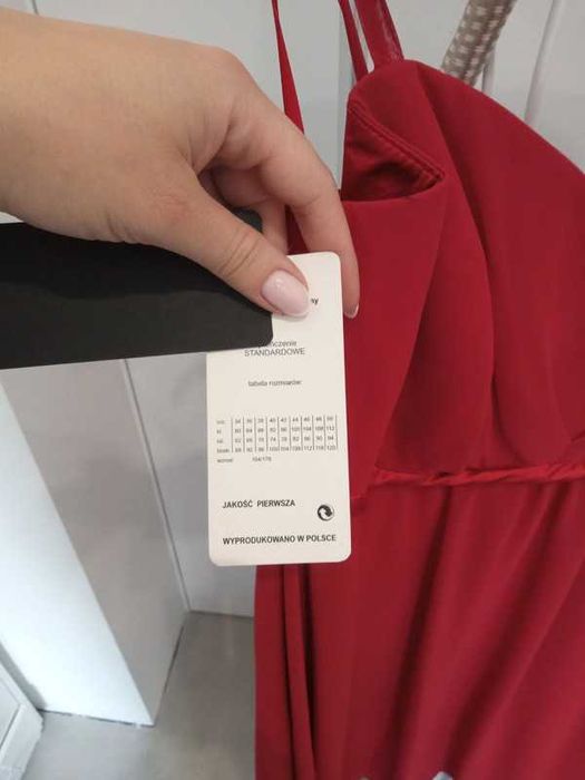 sukienka na imprezę Nowa