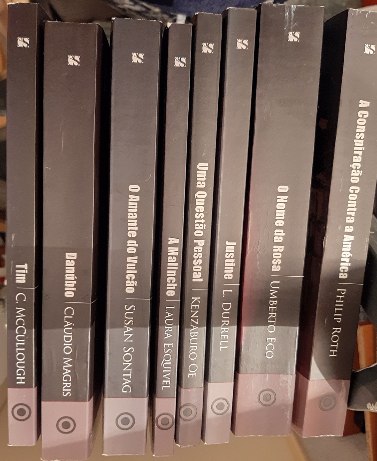 Livros coleção Sábado