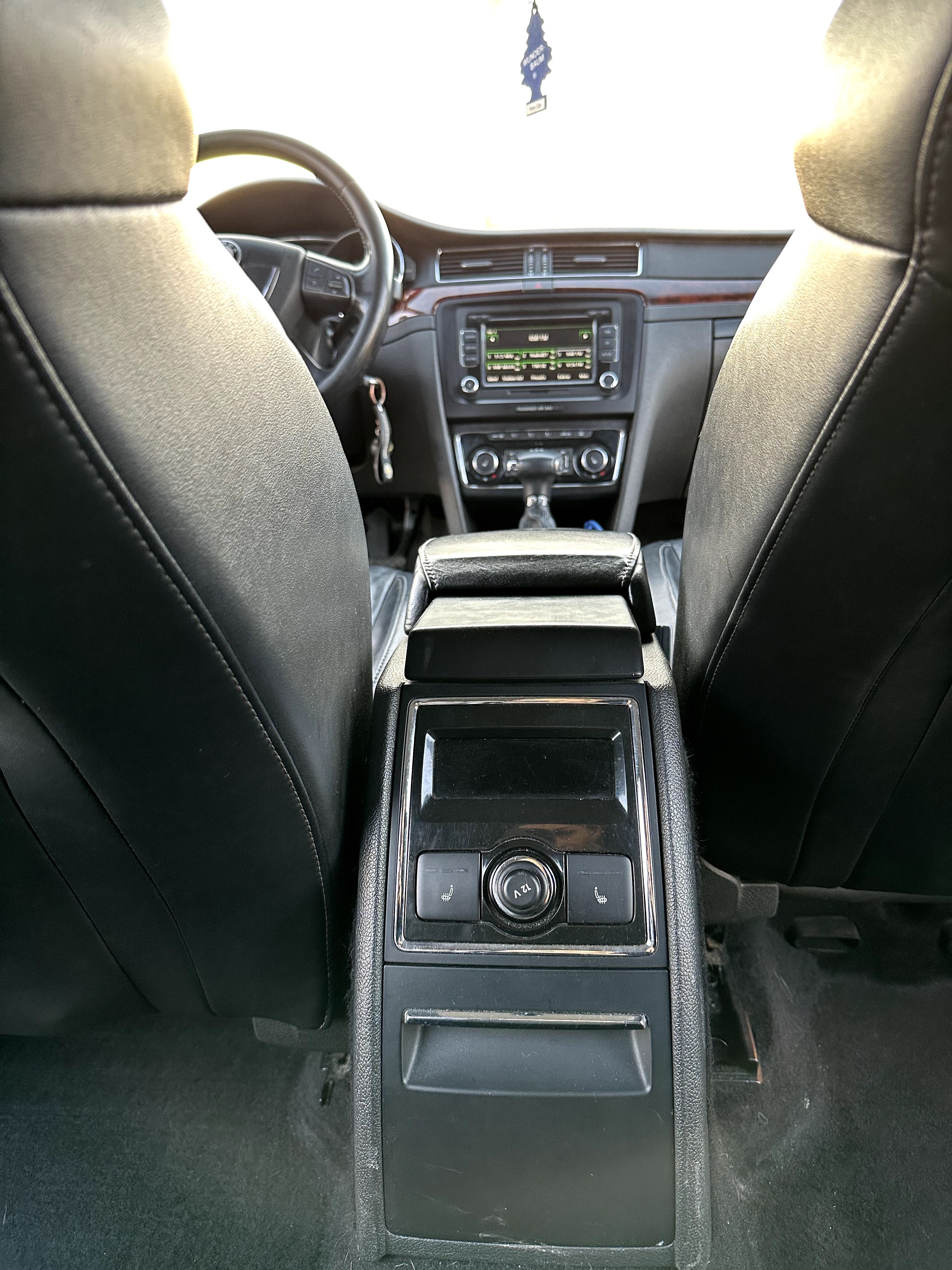 Skoda SuperB 2009 DSG Uszkodzona