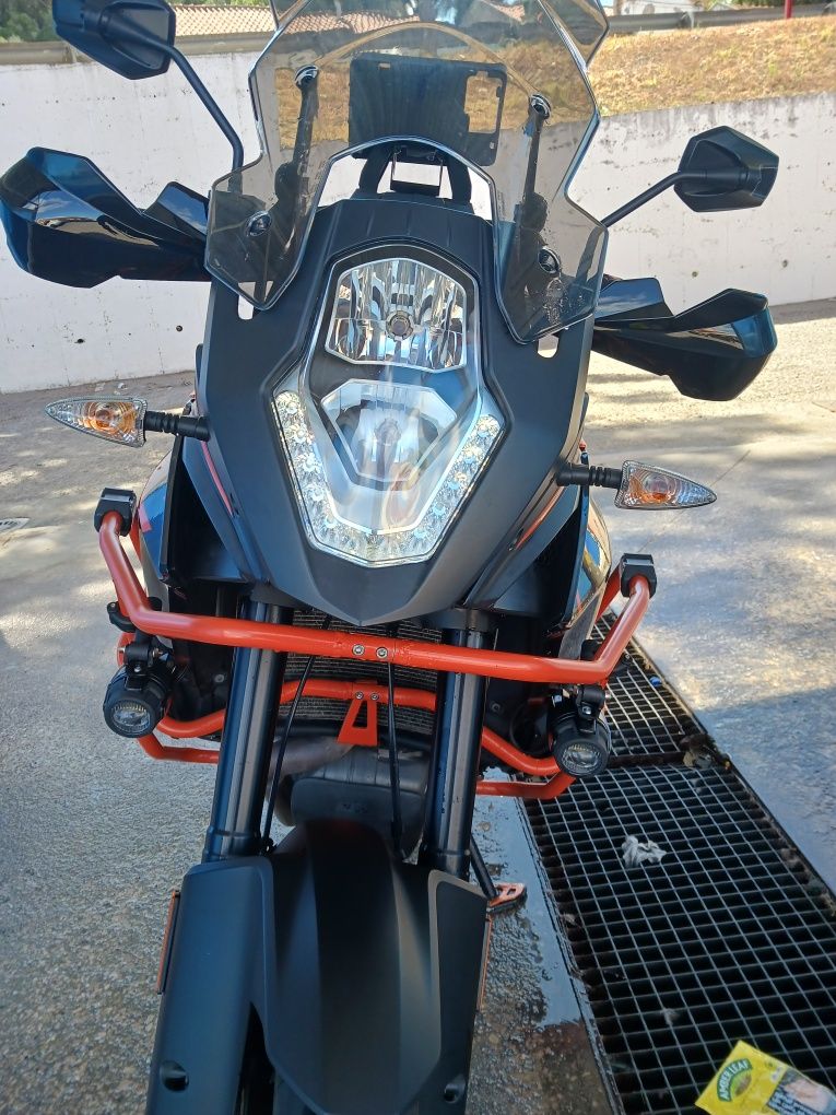 KTM 1050 malas laterais e top case