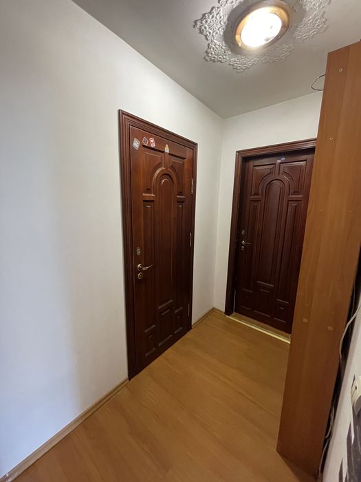 Оренда місця в кімнаті в центрі,вул.Б.Хмельницького