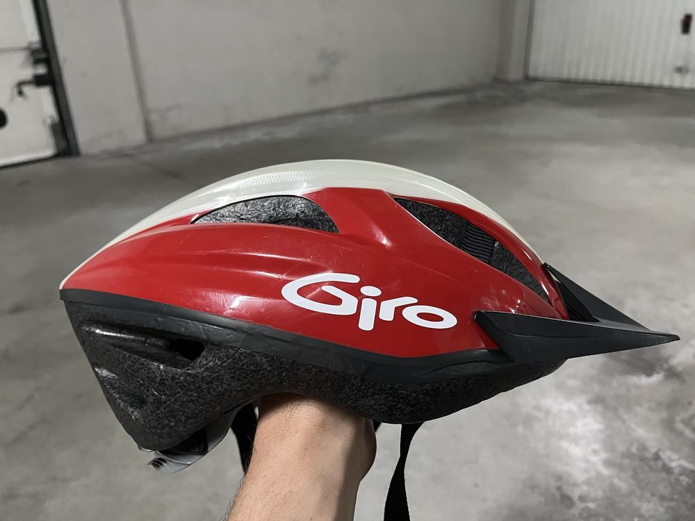 Capacete bicicleta marca Giro