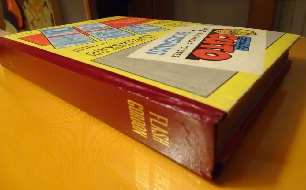 FLASH GORDON - Coleção completa, encadernado - quase novo