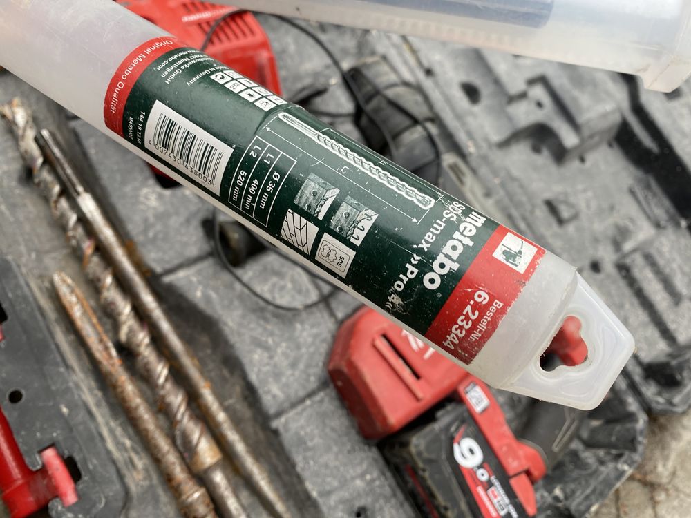 Młot udarowy SDS Max akumulatorowe Milwaukee 6,1 J 0 W 18 V