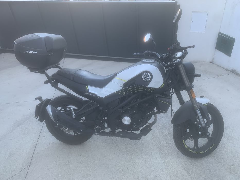 Benilli Leoncino 125