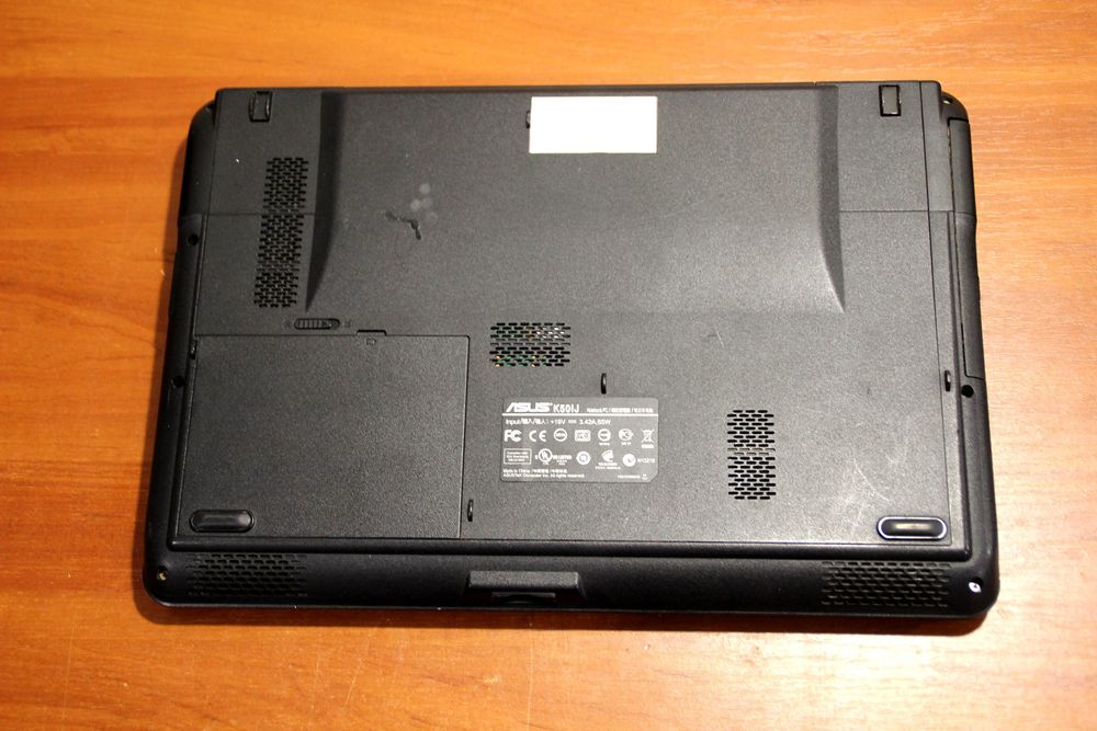 Asus K50IJ Celeron DС T3000 1.8Ghz/2gb/250gb/wifi/15.6"