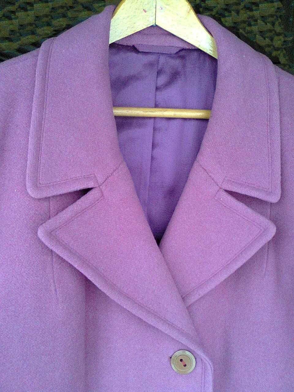 Damski płaszcz zimowy na watolinie koloru wrzosu