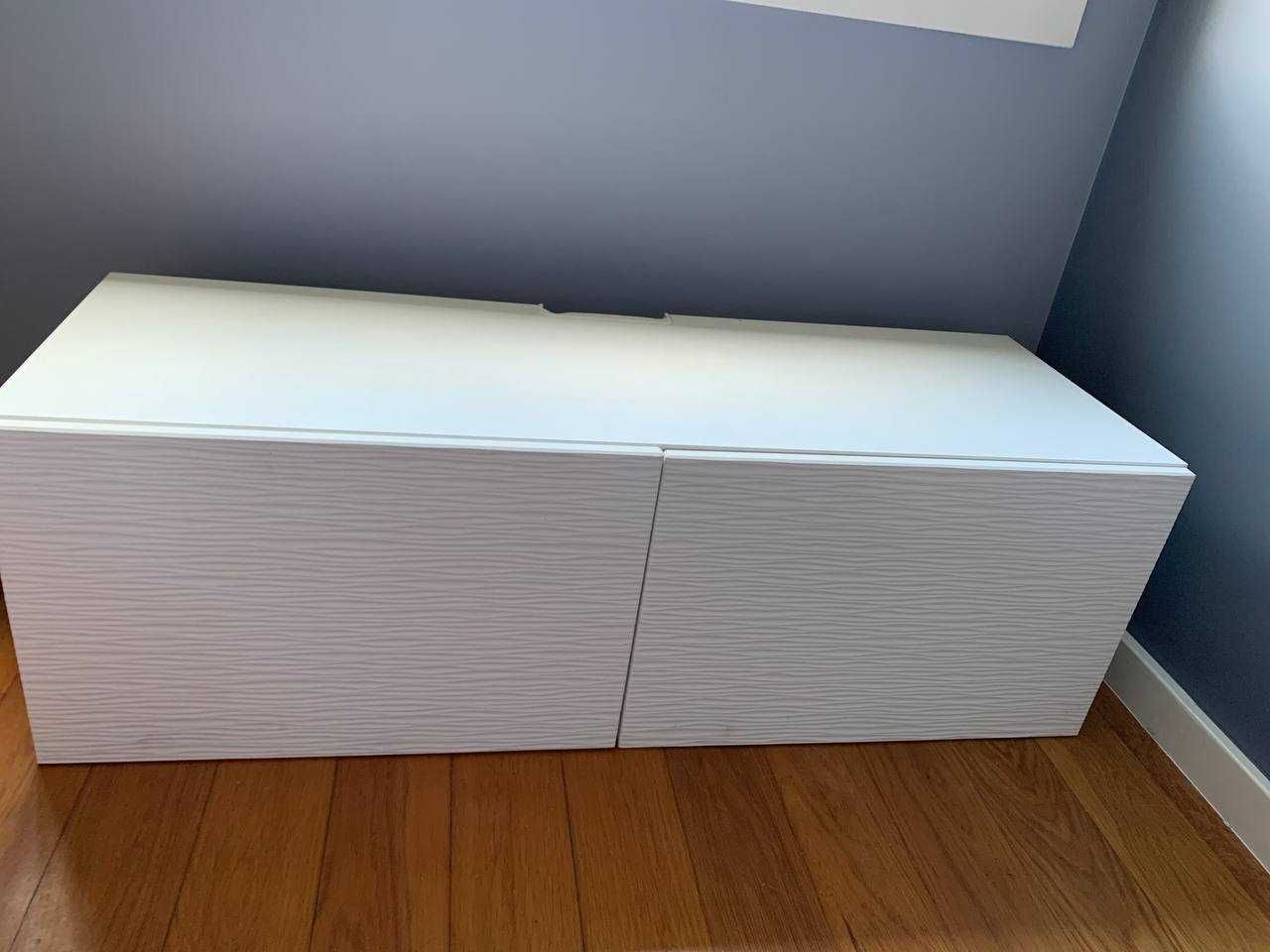 IKEA - Estante para TV branco 120x42x38 cm