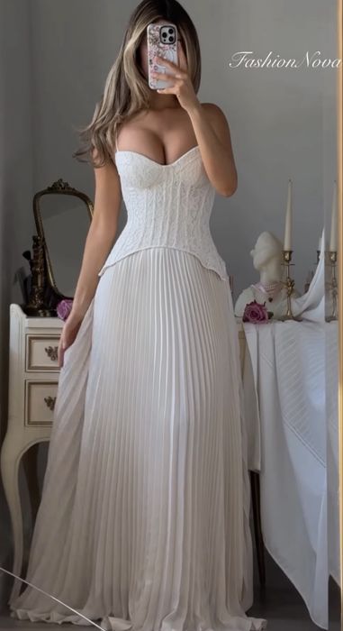 Корсетна вечірня сукня від fashin nova весільна святкова сукня