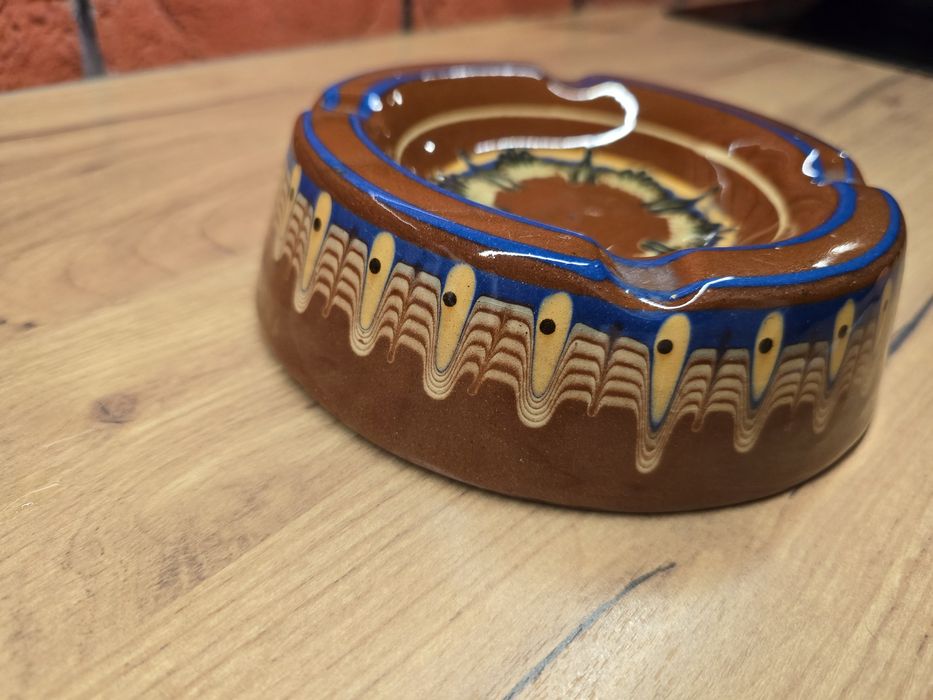 Starocie prl duża popielniczka brązowa