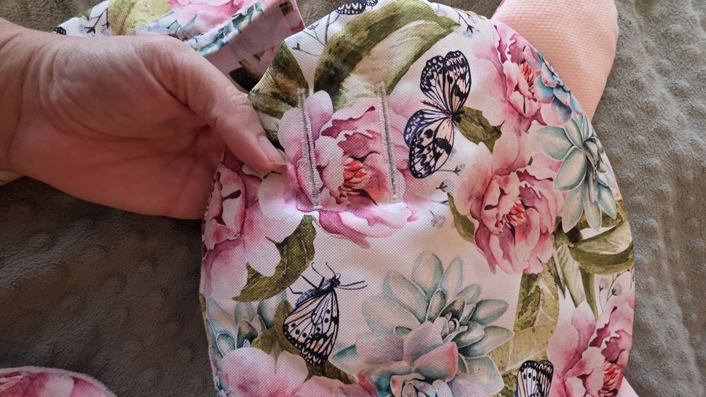 Wkładka do spacerówki z podusią uniwersalna różowa kwiaty