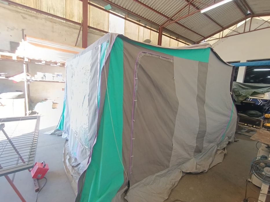 Auto tenda(atrelado tenda)