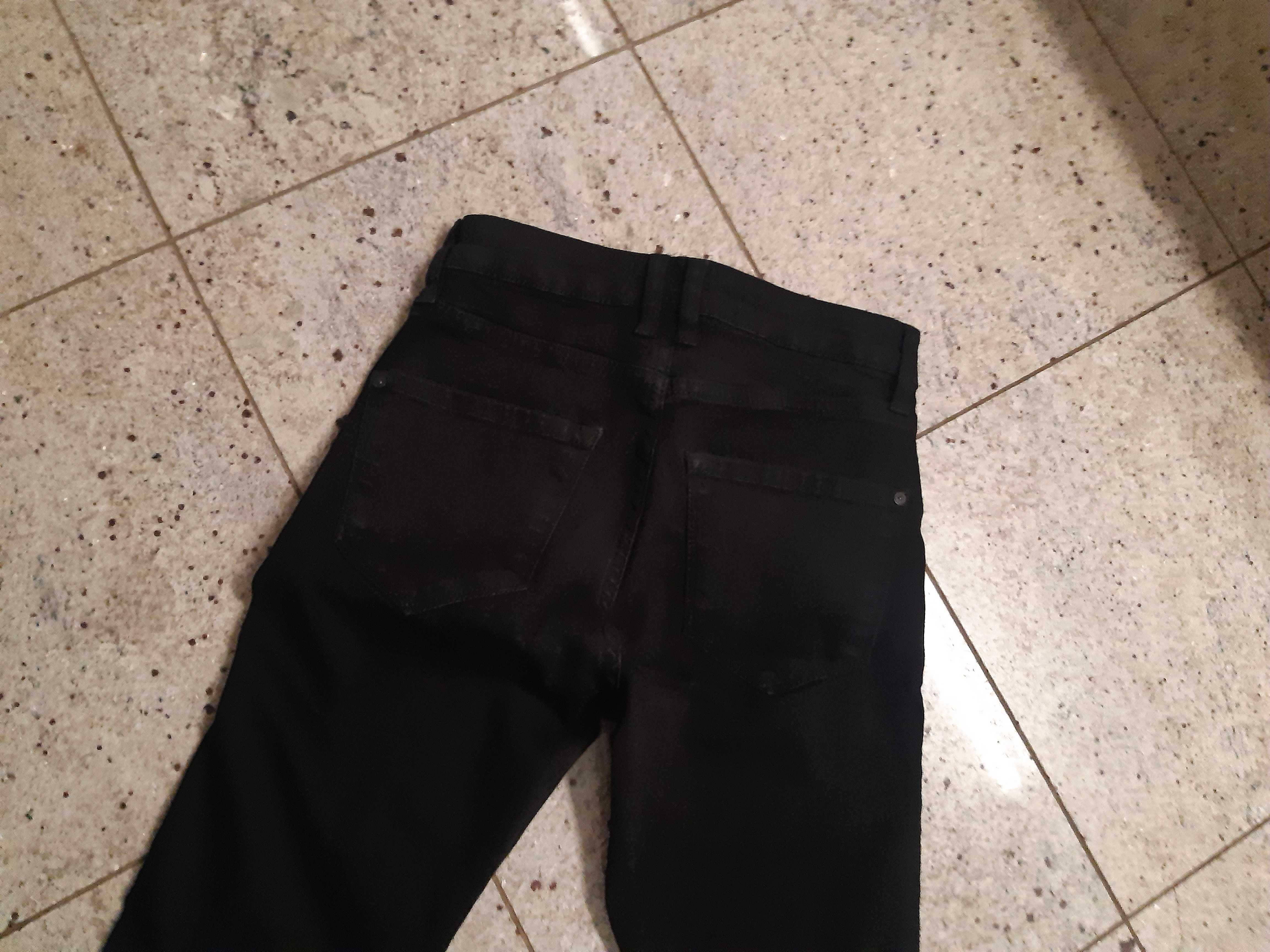 Czarne spodnie jeansy rurki Mango, r. 32