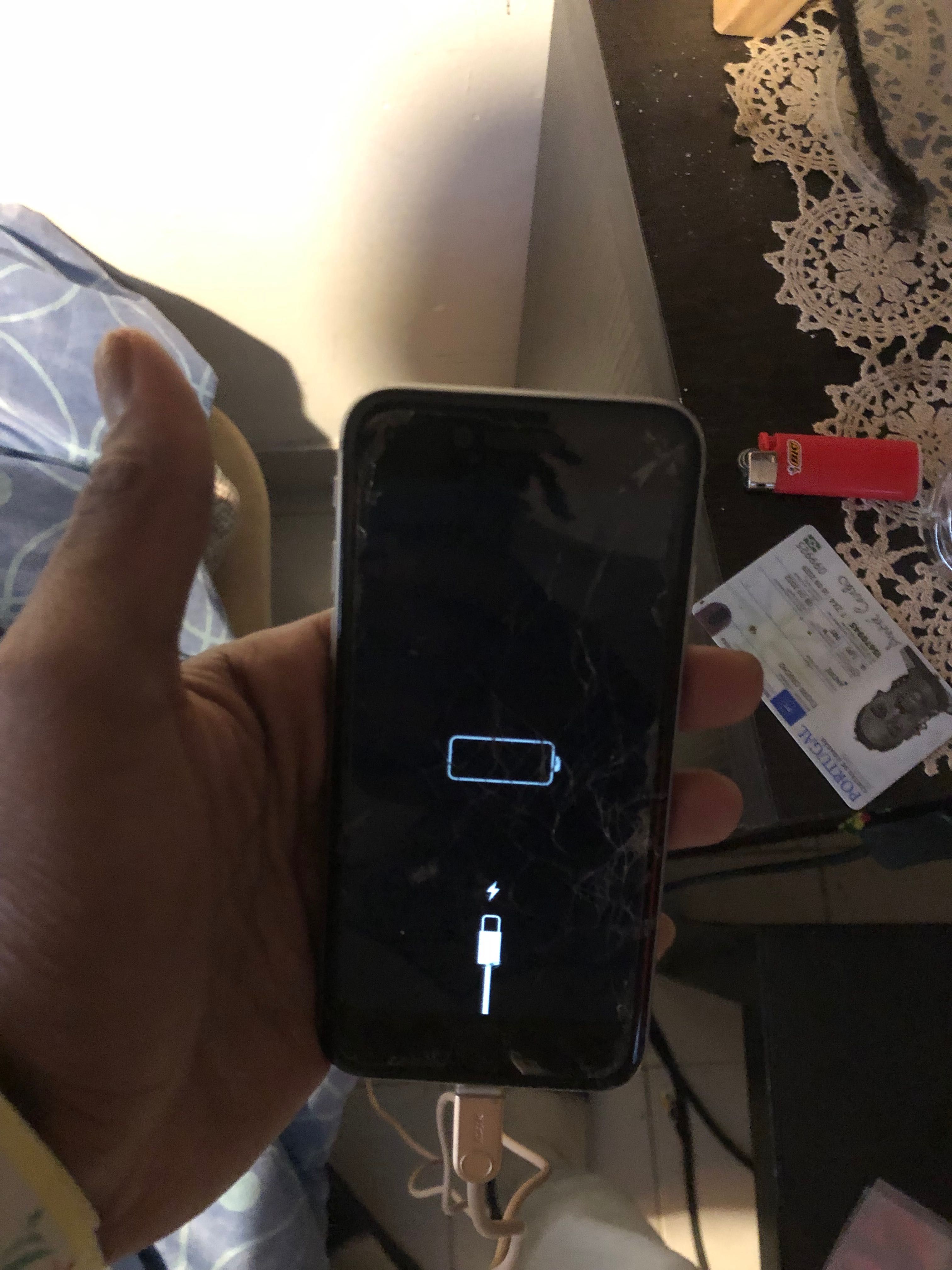 iPhone 6 ecrã partido / Redmi Ótimo estado