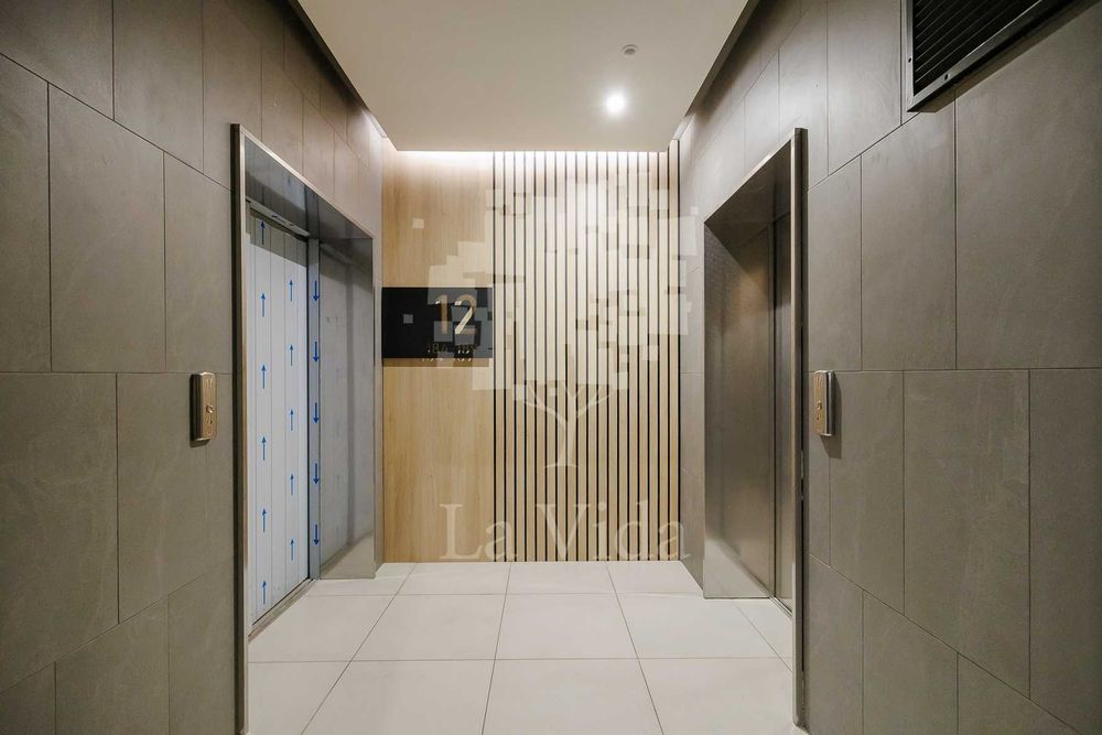 Двокімнатна квартира з паркомісцем та коморою в ЖК Тайм Time