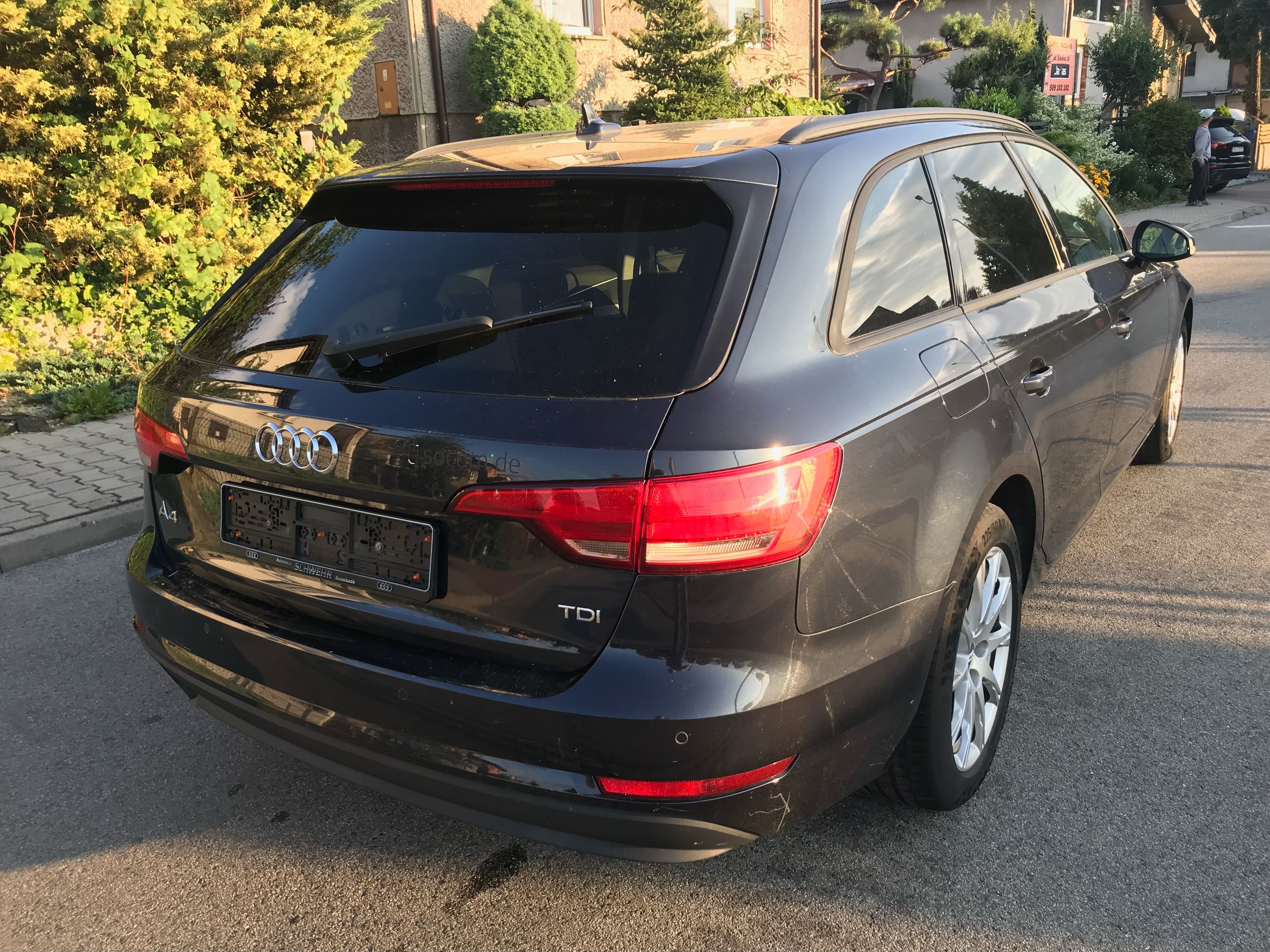 AUDI Kombi Avant A4 B9 2015 - 2019 Błotnik- Ćwiartka Prawy Tył  LX5R