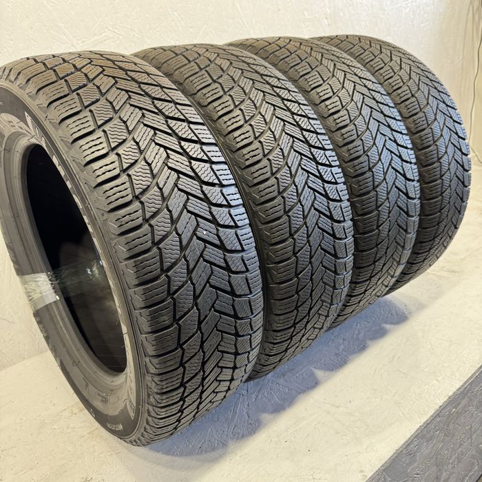 Зимові шини Б/У 225/60R18 Michelin X-ice Snow