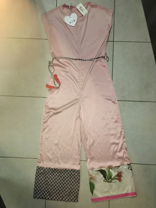 Атласный , легкий комбинезон