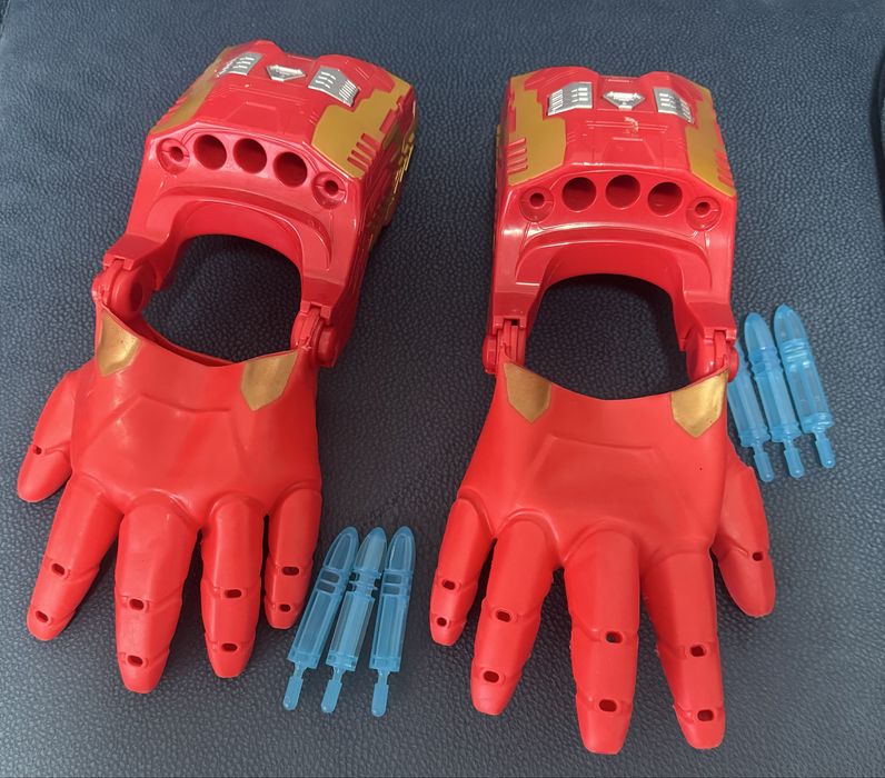 Mãos eletrônicas do homem de ferro / Iron Man