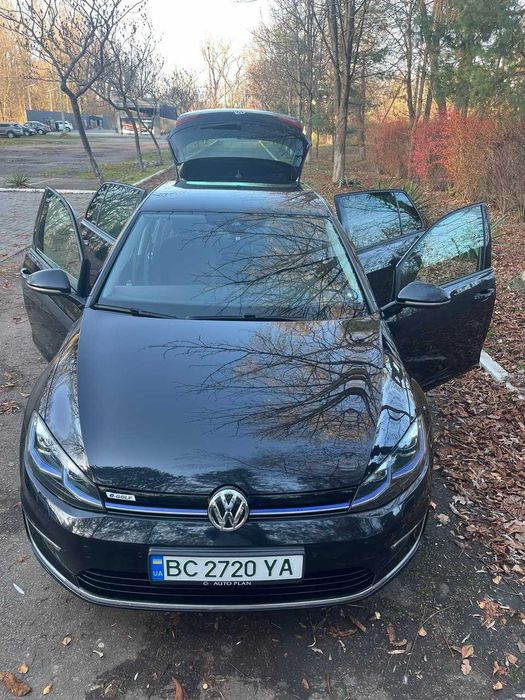 Volkswagen e-Golf 2017 35.8 kWt