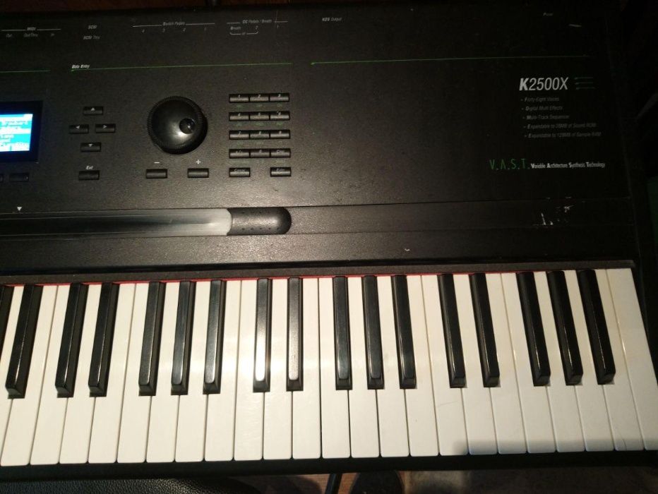 Kurzweil 2500X - легендарный культовый синтезатор