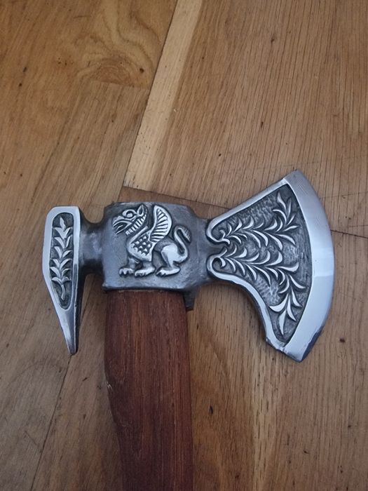 Топор грифон южмаш юмз ссср днепропетровск.