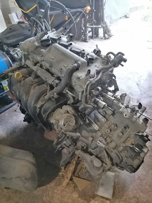 Тойота Аурис 2008. Запчастини.