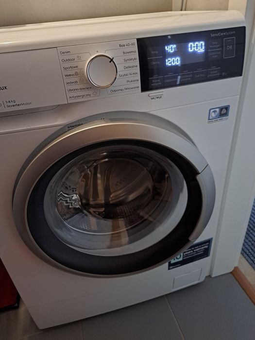 Pralka ELECTROLUX Sensicare 6kg