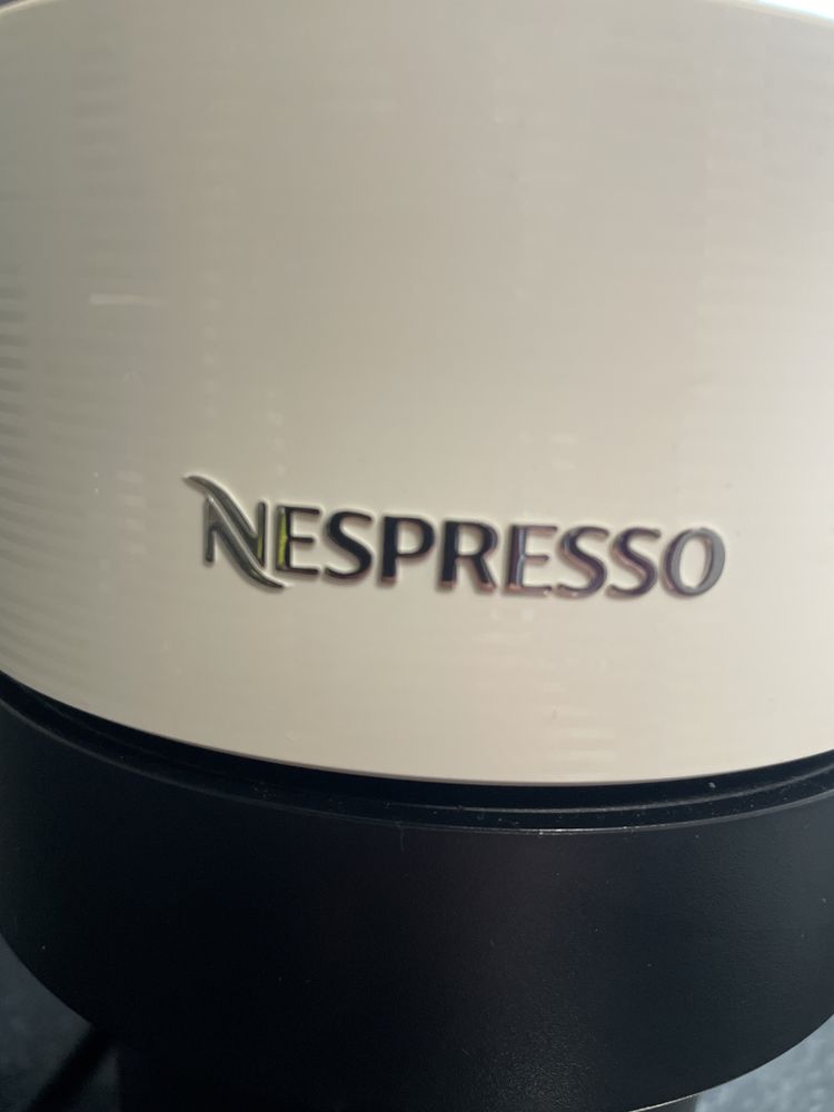 Nespresso Vertuo Branca