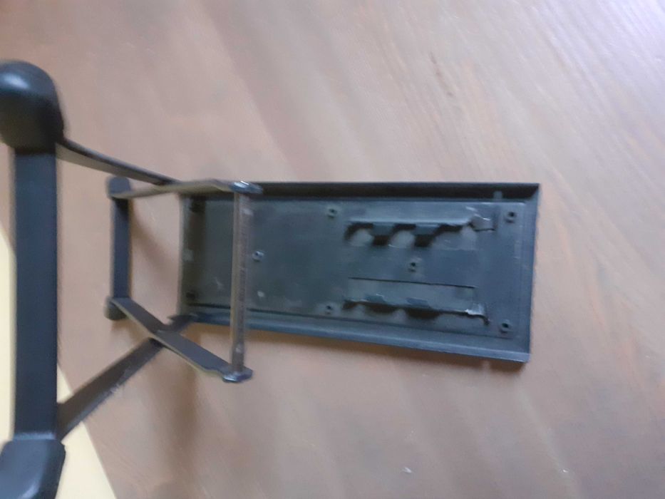 Metalowy regulowany podnóżek gitarowy do gitary podstawka pod nogę