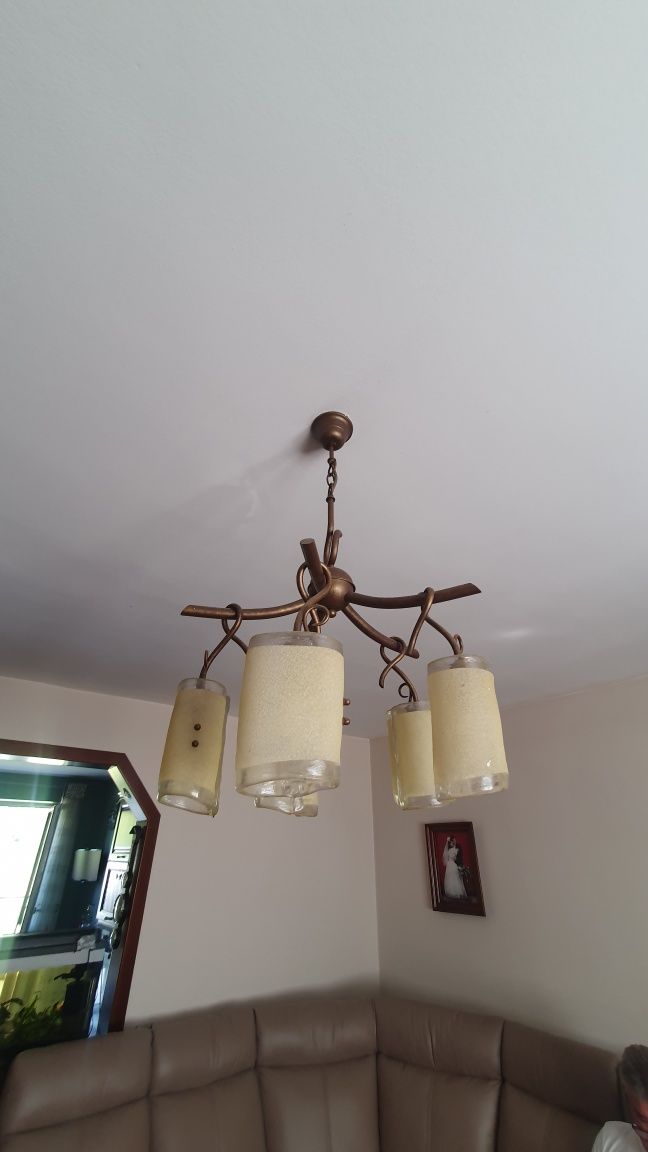 Lampa wisząca klasyczna