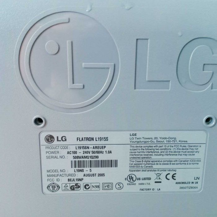 Монітор LG Flatron L1915S (19") – робочий, без кабелів