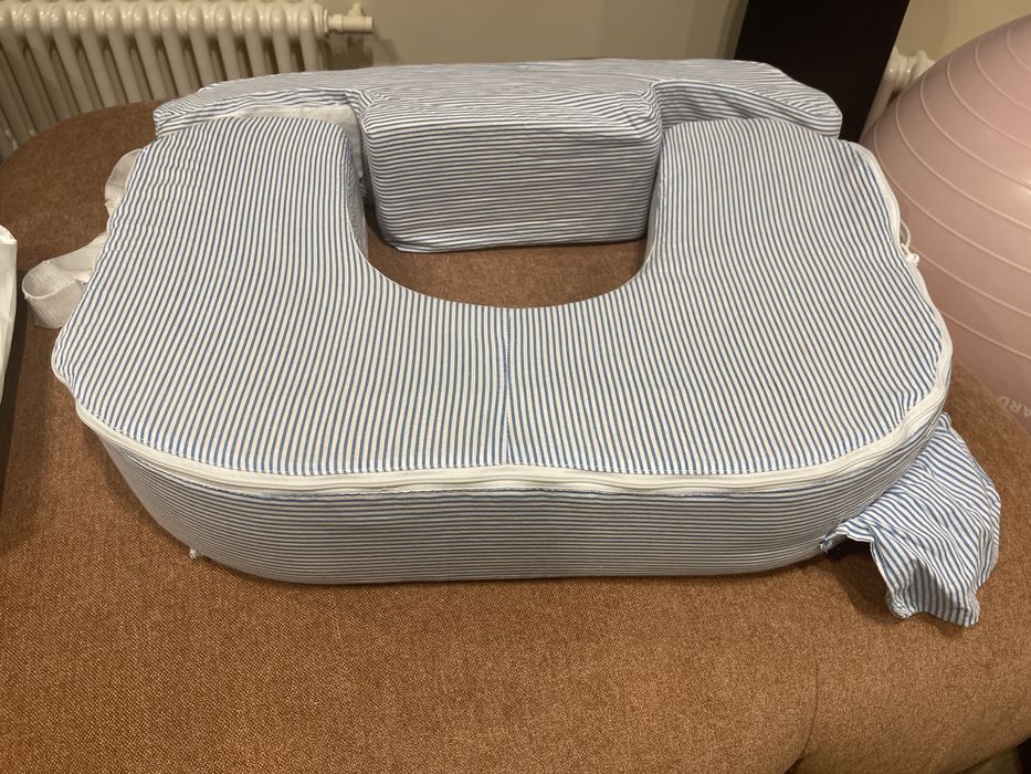 Подушка для годування двійні