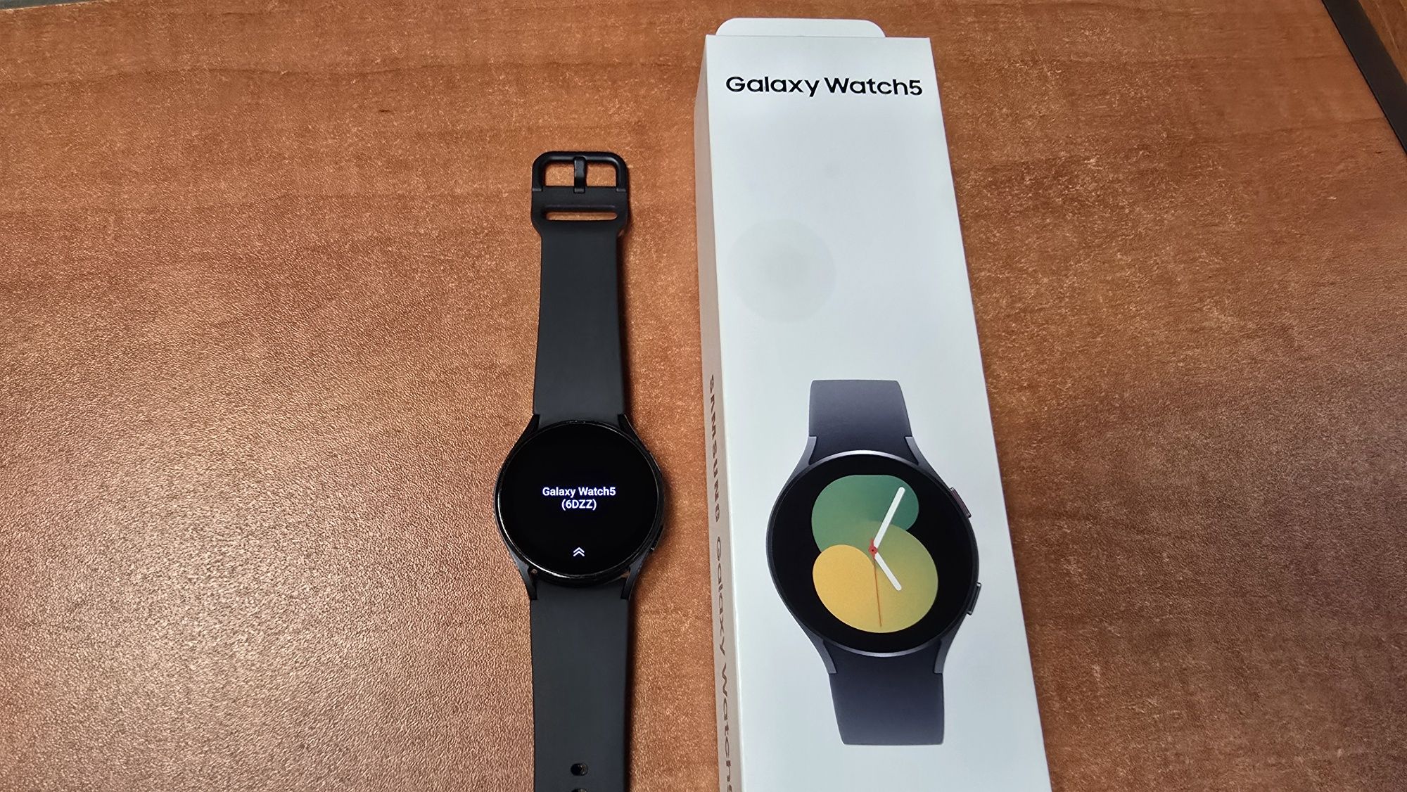 Samsung Galaxy Watch 5 40mm grafitowy, stan db