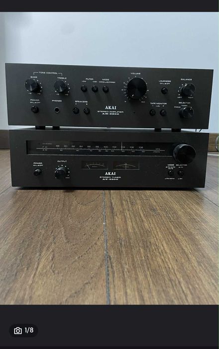 Zestaw grajacy firmy Akai AT-2200 i AM-2200