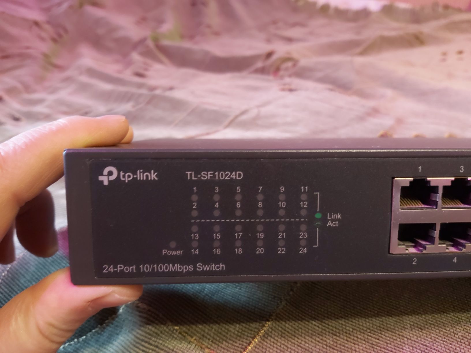 Комутатор (свіч) TP-Link TL-SF1024D