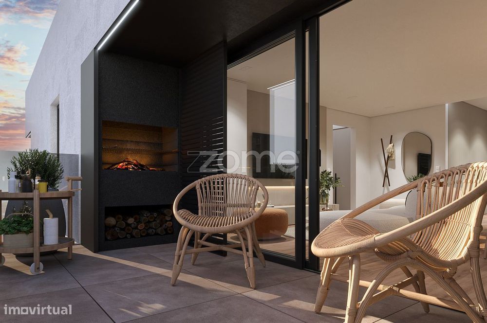 Apartamento T2, em Condomínio Fechado, com Terraço e 2 lugares gara...