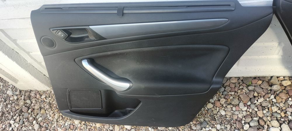 Boczek tapicerka mondeo MK4 kombi lift