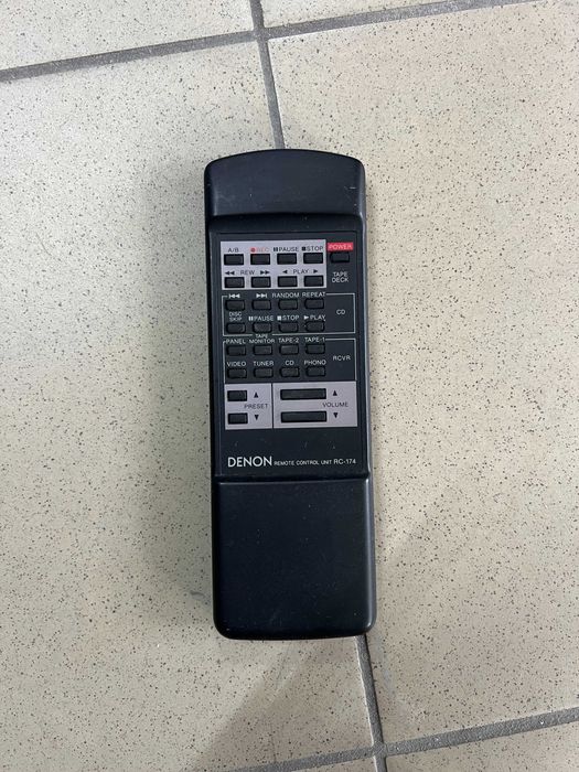 Pilot Denon RC-174 Audio Room