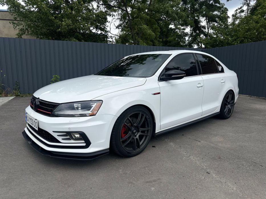 Продам VW Jetta GLI 2017р. 2.0tsi