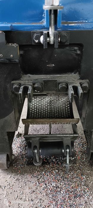 Młyn Młynek Stiler do Tworzyw sztucznych ,kabli ,papieru itp. 4 kW