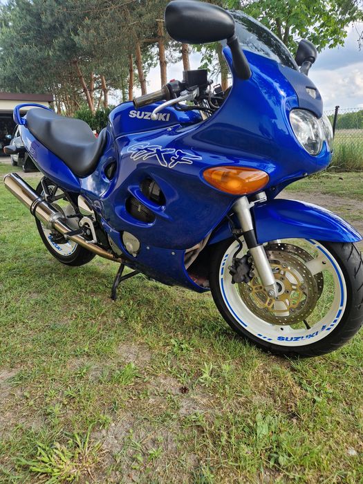 Suzuki gsxf 600 ..
