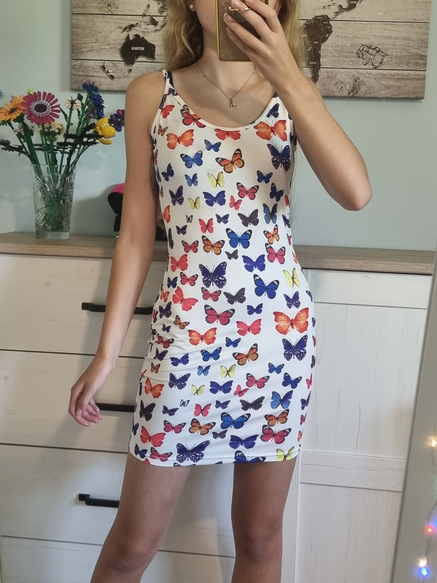 Sukienka w motyle Shein rozmiar XS nowa